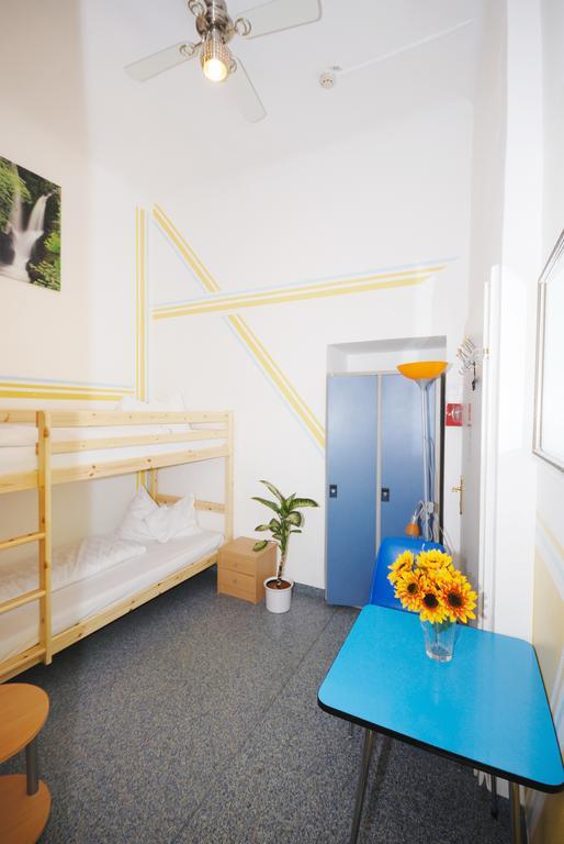 Westend City Hostel Wien Eksteriør billede